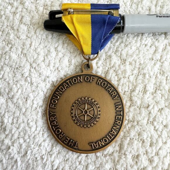 Paul Harris Fellow, A Rotary Foundation of Rotary International Brass Medal - Picture 3 of 4